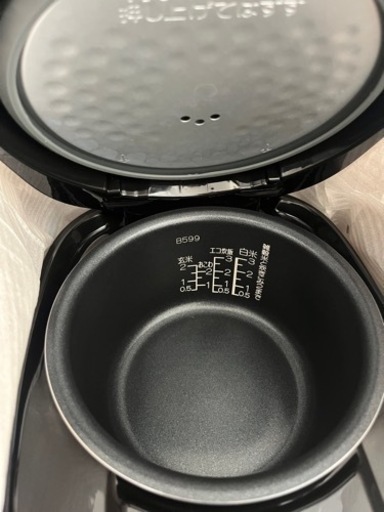使用一度　3合炊き　炊飯器