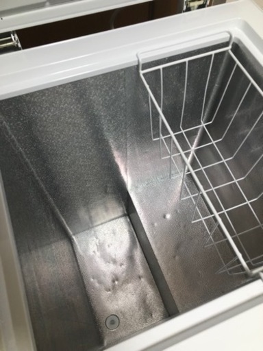 アイリスオーヤマ 冷凍庫 100L 上開き ノンフロン チェストフリーザー 温度調節6段階 静音 省エネ 大容量 コンパクト ホワイト