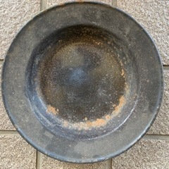 琺瑯の皿 植木鉢の受け皿