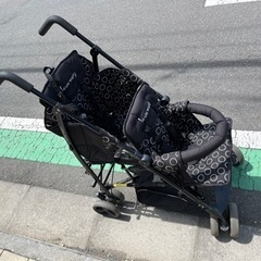キンダーワゴン　双子ベビーカー　年子　2人乗せ