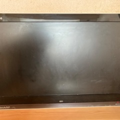液晶カラーテレビ　 LC 19k3(19インチ) 2010年製