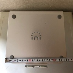 iMac風ノートPCスタンドの画像