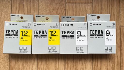 【未開封・定価4,800円→1,200円】TEPRA PRO カートリッジ4個セット (白地黒インク９mm/2個・黄地黒インク12mm/2個)