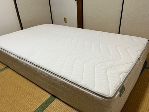 中古New コアラマットレス BREEZE セミダブル　マットレス