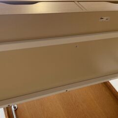 IKEA　デスク(配線収納スペース有)　4月26日(木)までの画像