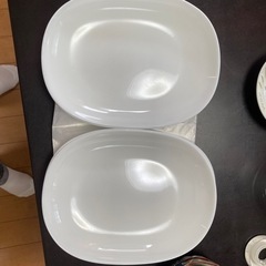 ヤマザキパンのお皿の画像