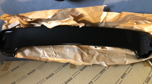 未使用品ZRR70リアスポイラー