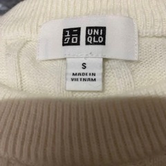 【美品】【カシミヤ】ユニクロ UNIQLO セーターの画像