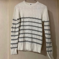 【美品】【カシミヤ】ユニクロ UNIQLO セーターの画像