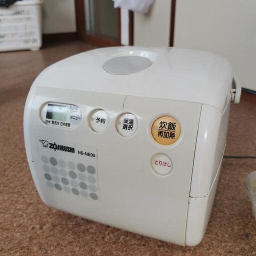 ZOJIRUSHI NS-NE05　炊飯器