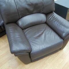 ファニシング購入品 1人掛けソファ 幅101×奥89×高82cm ダークブラウン系 本革製 1Pソファ 札幌市 清田区 平岡の画像