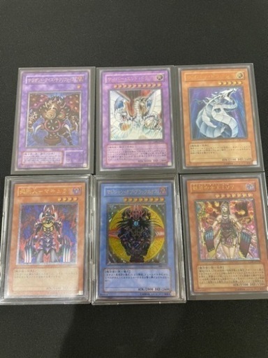 遊戯王カード　レリーフ　28枚　まとめ売り　引退品　明日お取引可能な方のみこのお値段