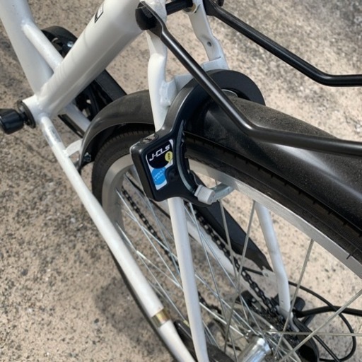 26インチシティサイクル　六段変装　白色　サイモト自転車