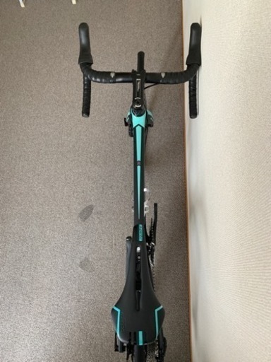 美品! Bianchi Aria Disc エアロロードバイク　自転車　47サイズ　スポーツ