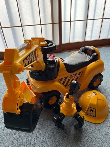乗用ショベルカー