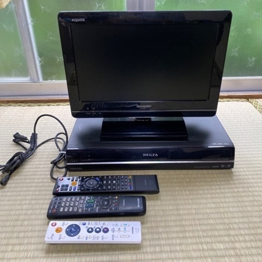 16型液晶テレビDVDビデオレコーダーセット