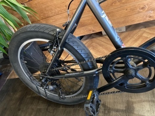 【値下げ！BMX】極太タイヤ　6段変速　20インチ　ガンメタ