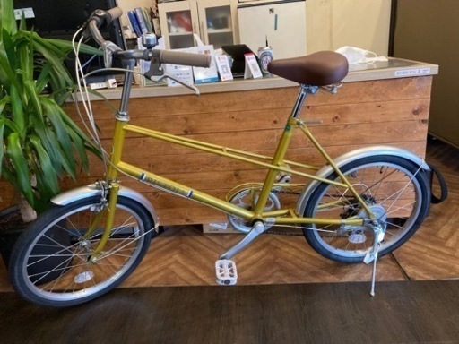 【前後タイヤ新品！】6段変速　20インチミニベロ　マスタード