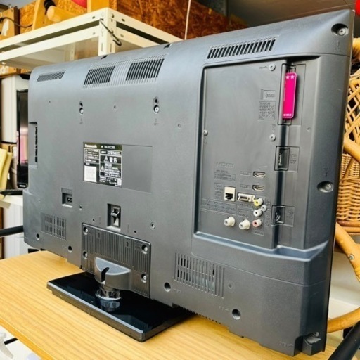【売約済み】　テレビ　パナソニック Panasonic TH-32C305 [VIERA（ビエラ） 32V型 地上・BS・110度CS