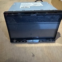 アルパインナビ　８インチ？