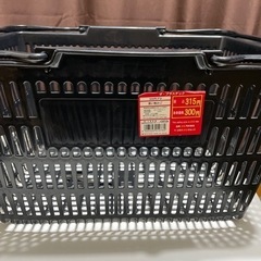 DAISO315円買い物カゴ