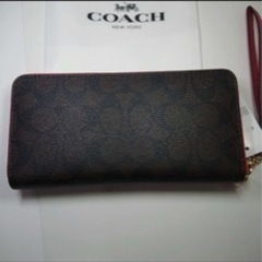  【新品-未使用】COACH コーチ 長財布 ラグジュアリー シグネチャー ブラウン×レッド ストラップ付き(2022春夏新作)