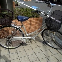 自転車 (後ろのカゴはつきません)