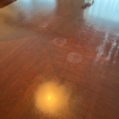 クラシックダイニングテーブルの画像