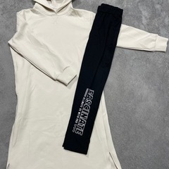 UNIQLOロングパーカー(160)＆レギンス(150)