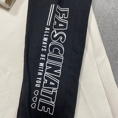 UNIQLOロングパーカー(160)＆レギンス(150)の画像