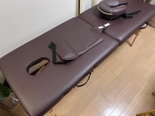 マッサージベッド