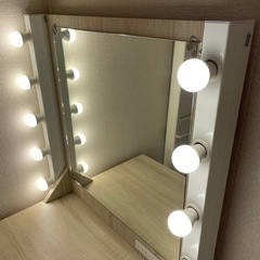 ドレッサー・化粧台・デスクタイプ・女優ミラー・ホワイト・お洒落