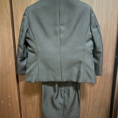 子供用スーツの画像