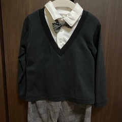フォーマルっぽい服