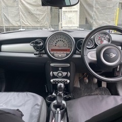 ミニクーパーコンバーチブル 2009年モデル MR16 レアなマニュアル車！交換相談可、説明確認お願いしますの画像