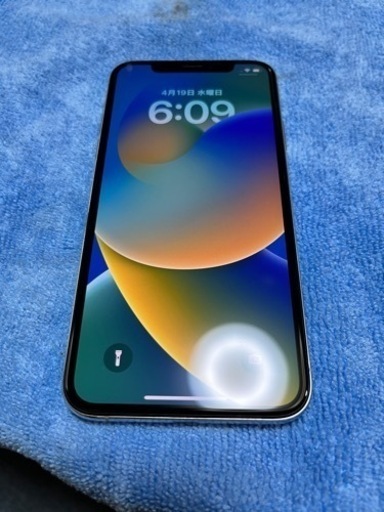 iPhone XS 64GB SIMフリー 中古良品