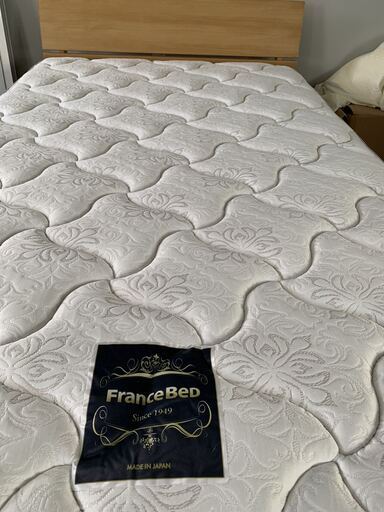 中古フランスベッドＦＲＡＮＣＥＢＥＤマットレス付きセミダブルベッド