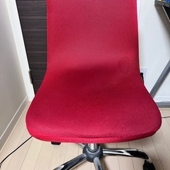 メッシュ地チェア　赤　キャスター付き