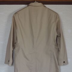 処分！メンズ　薄手で軽快な綿混ジャケット　ベージュ　サイズ＝М　春夏秋用　「Paul　Miller　INTERNATIONAL」の画像
