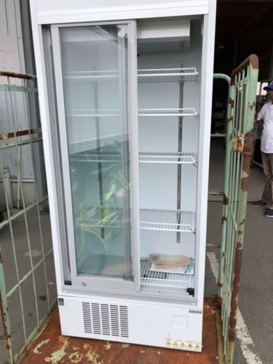 配送可能　大和冷機 リーチイン冷蔵ショーケース DC-ME31A