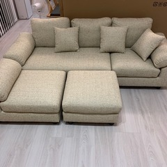 新品3人がけソファー