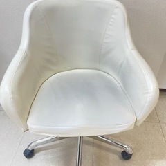 ネイルチェア　キャスター付き
