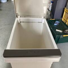 詳細不明 ゴミ箱 ダストボックス 蓋付の画像