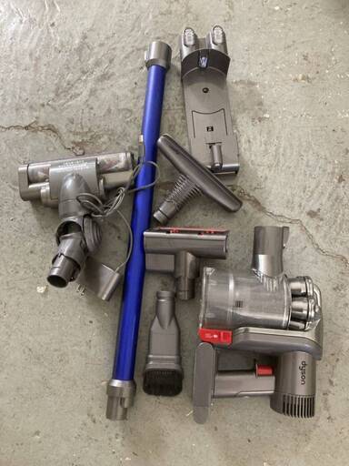 ダイソン dyson サイクロン クリーナー 掃除機 DC45 スティック 導通確認のみ バッテリーダメ？ ジャンクコードレスクリーナー