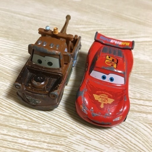 トミカ ★ カーズ　2台セット