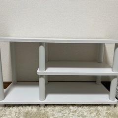 白いミニドレッサー