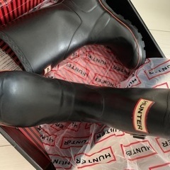 Hunter レインミドルブーツ　赤ストライプの画像