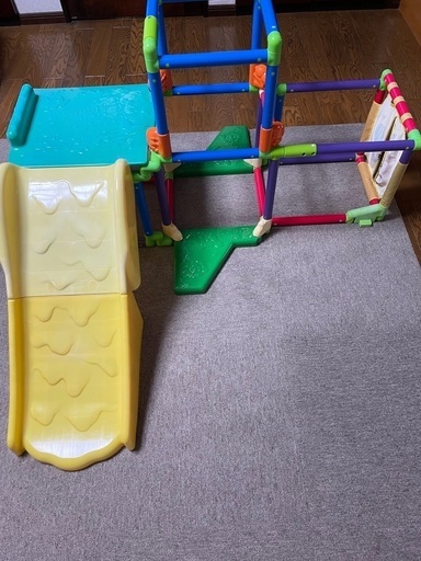 室内ジャングルジム