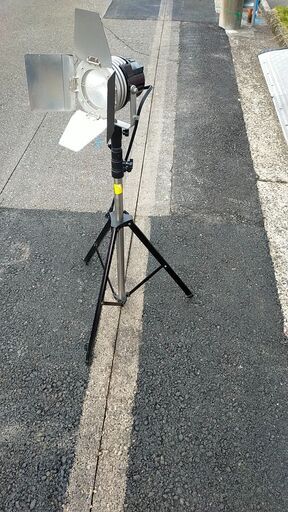 中古】LPL 1500 L2371 VIDEO LIGHT ビデオライト スタンド
