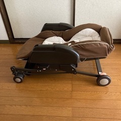 アップリカ　ハイローチェアの画像